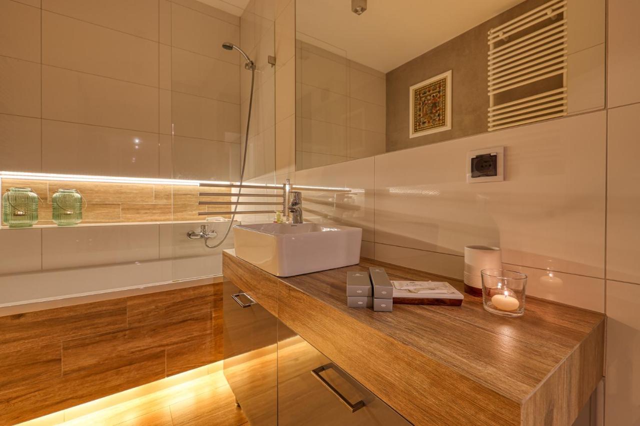 Apartament Podolszyce Płock Exteriör bild